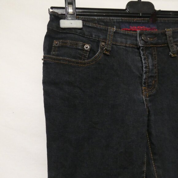 YGDA JEANS | size 28 | Classic Dark Denim Jeans | Button and Zip-Up Closure - Picture 3 of 16